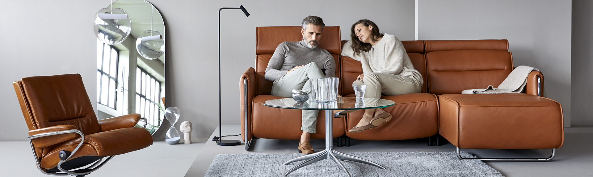 P367_Stressless_Emily_2S_LS_Paloma_Cognac_Model_B_tokyo_low_back